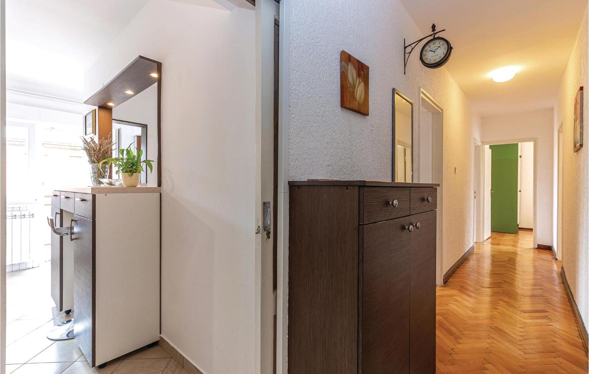 Amazing Apartment In Rijeka With Wifi מראה חיצוני תמונה